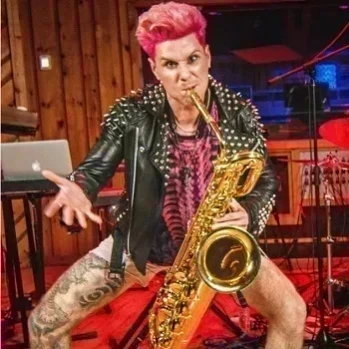 Solo House Sax